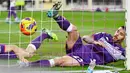 Juventus berhasil mendapatkan kemenangan penting saat bertandang ke markas Fiorentina pada laga leg pertama semifinal Coppa Italia, Kamis (3/3/2022). (AFP/Alberto Pizzoli)