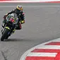 Pembalap Mooney VR46 Ducati Marco Bezzecchi melaju sendirian saat mengikuti MotoGP India di sirkuit Buddh International (AFP)
