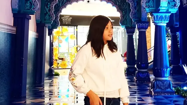 6 Potret Cantik Raihana Zemma, Putri Sahrul Gunawan yang Beranjak Dewasa