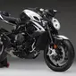 Mendapat dua skema warna baru, MV Agusta secara resmi mengungkap motor terbarunya, Brutale 800 SCS. (Motorbeam)