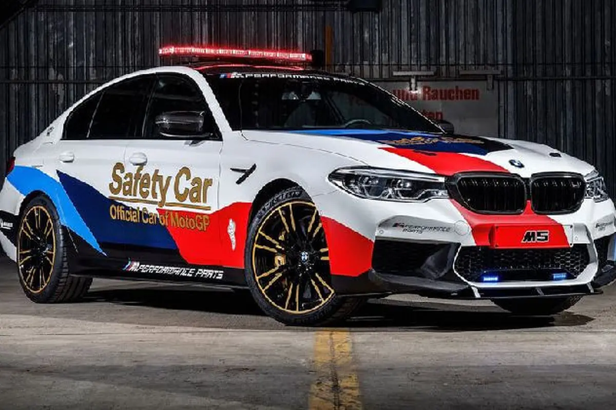 Safety car BMW M5 (Foto:Carscoops)