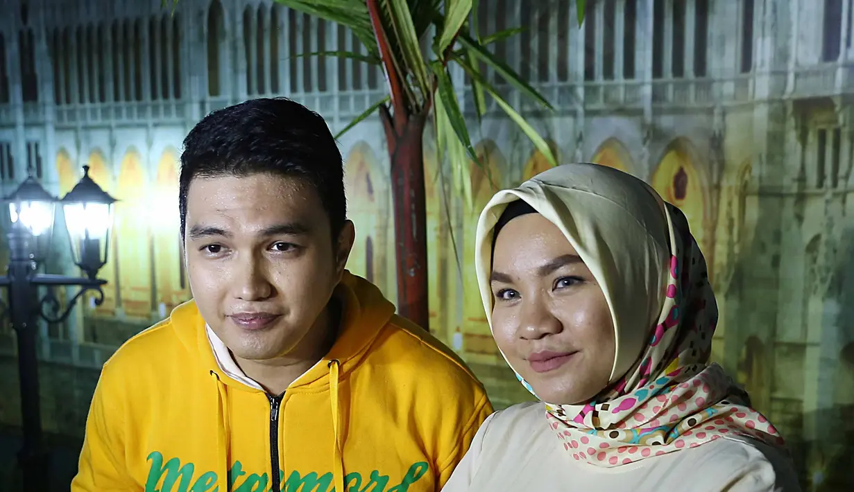 Setiap minggu, salah satu personel Trio Ubur-ubur itu terus memeriksakan darahnya. Demi mengetahui leukosit yang naik turun. (Nurwahyunan/Bintang.com)