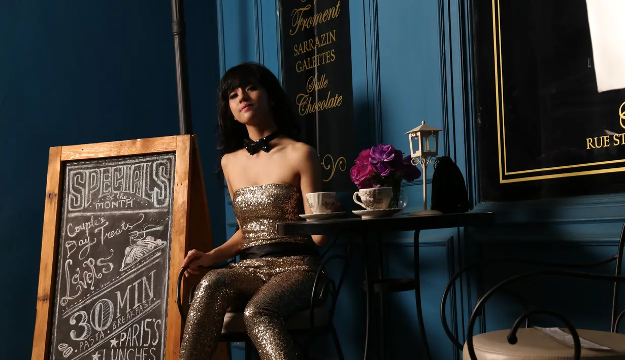 DJ Una Eksklusif Bintang.com (MUA: Yenny, FG: Galih W Satria, Location: Motoinc Studio)