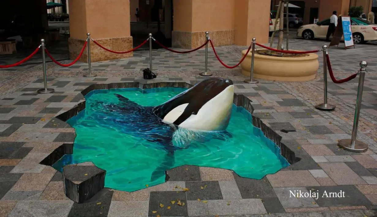 Seperti ada paus orca yang membobol trotoar ini. (Source: brilio.net)