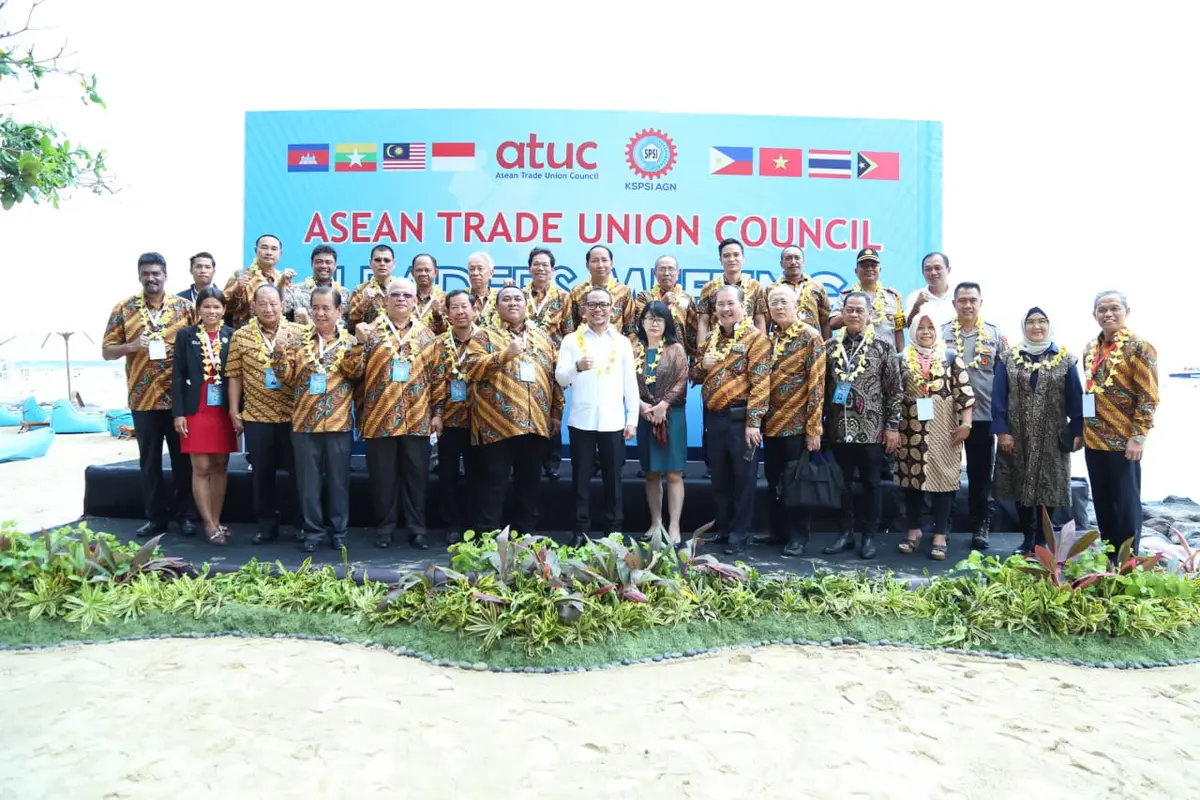 Leaders Meeting of ASEAN Trade Union Council