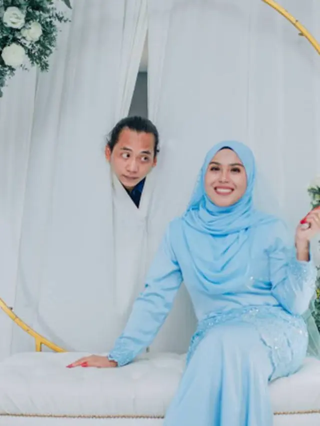 Pria Ini Berpose Bak Spiderman saat Foto Pertunangan, 5 Potretnya Bikin Geleng Kepala