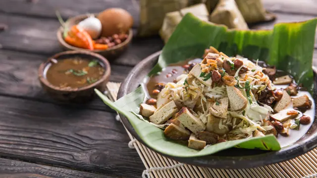 5 Resep Kupat Tahu Sederhana yang Enak dan Medok Bumbu, Bikin Ketagihan