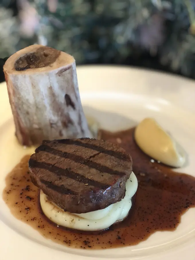 Tom's Jakarta The Langham Jakarta