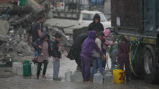 Krisis Air Bersih Masih Hantui Kehidupan Anak-anak di Gaza