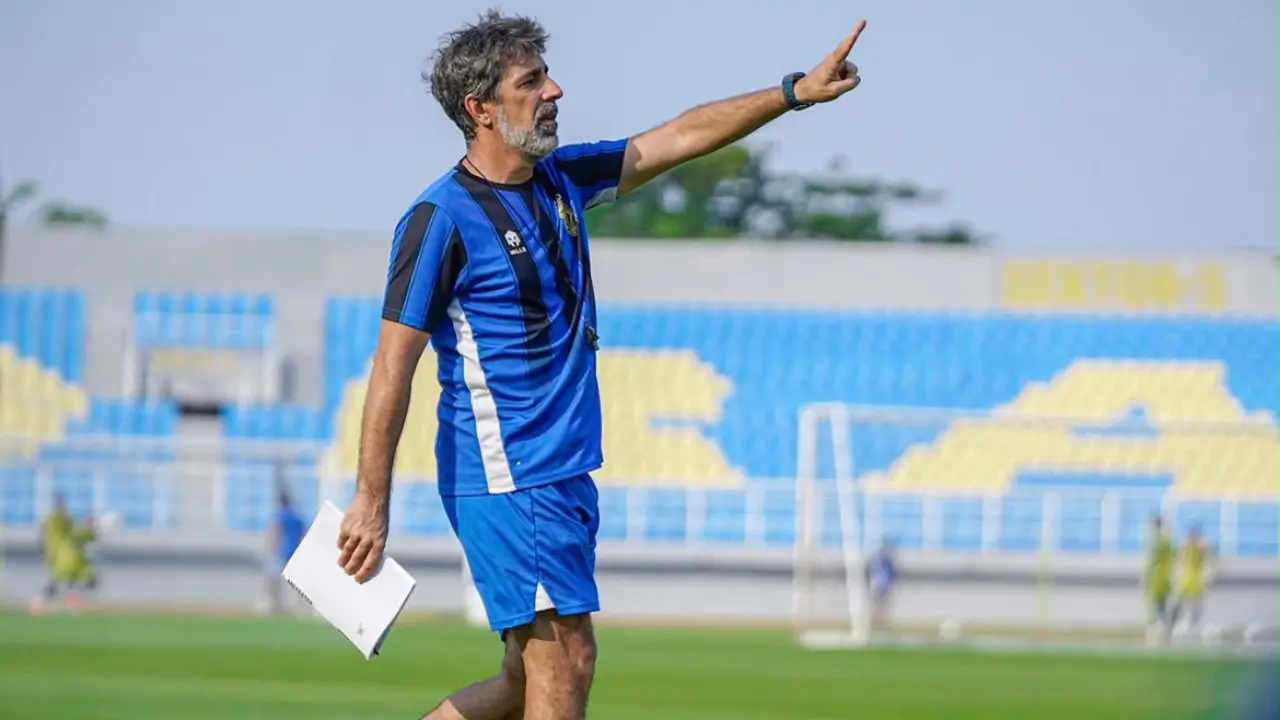 Oscar Bruzon