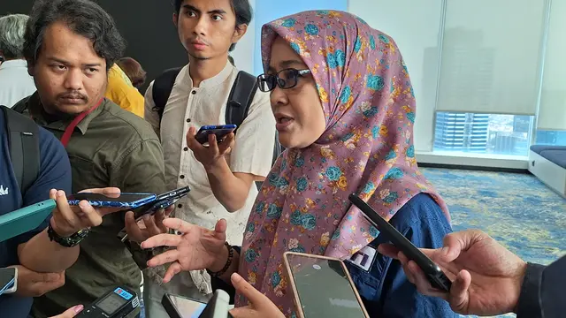 Fadhilah Mathar, Direktur Utama BAKTI Kominfo di kantor BAKTI, Jakarta, Jumat (15/12/2023). (Liputan6.com/Giovani Dio Prasasti)