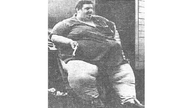 Manusia dengan berat badan terbesar sepanjang sejarah dunia (guinnessworldrecords.com)