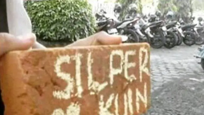 Meme Lucu dan DP BBM Valentine