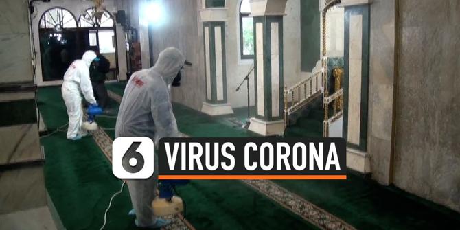 VIDEO: Masyarakat Diminta Swadaya Semprot Masjid dengan Disinfektan