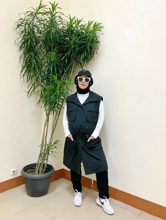 (Instagram/tantrsyalindri)