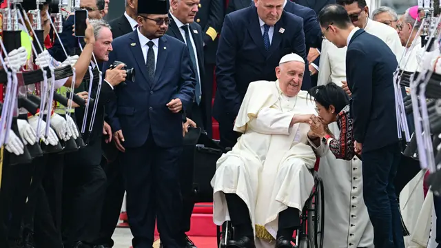 Tiba di Soekarno-Hatta, Paus Fransiskus Awali Lawatanya di Indonesia