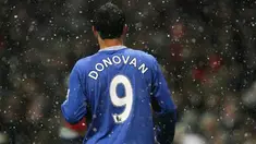 Debut striker pinjaman Everton asal AS, Landon Donovan di kompetisi premiership di laga lawan Arsenal yang berlangsung di Emirates Stadium, 9 Januari 2010. AFP PHOTO / GLYN KIRK 