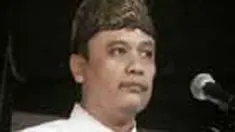 Pangeran Raja Adipati Arief Natadiningrat dinobatkan sebagai Sultan Sepuh XIV menggantikan Sultan Sepuh XIII yang wafat 40 hari lalu dalam rangkaian acara "jumenengan" di Keraton Kasepuhan Cirebon, Rabu (9/6). 