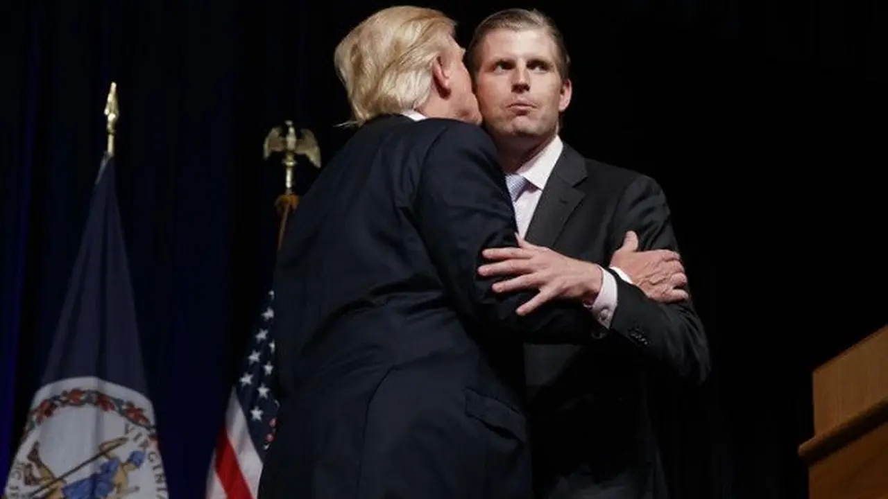Donald Trump dan anaknya, Eric Trump (getty images)