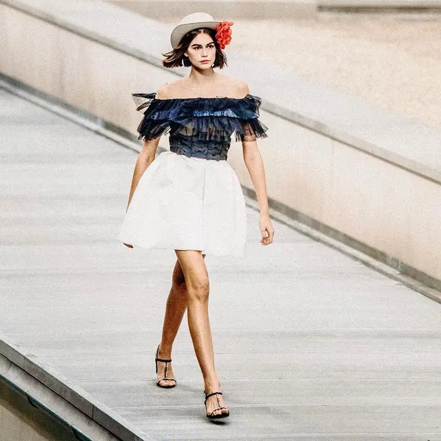 Tren Aksesori Paris Fashion Week