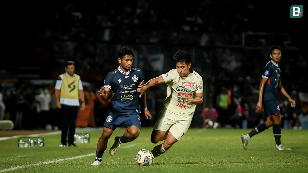 Foto: Nostalgia Hanif Sjahbandi di Kandang Arema FC saat Pertandingan Melawan Persija dalam Pekan ke-7 BRI Liga 1