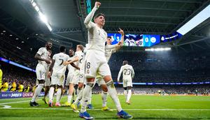 TIga gol Federico Valverde di babak pertama membawa Real Madrid meraih kemenangan krusial di leg pertama babak 16 besar Liga Champions 2025/2026. Tampak dalam foto, pemain Real Madrid, Federico Valverde, merayakan golnya pada pertandingan leg pertama babak 16 besar Liga Champions 2025/2026 melawan Manchester City di stadion Santiago Bernabeu, Rabu 11 Maret 2026 waktu setempat atau Kamis 12 Maret 2026 dini hari WIB. (AP Photo/Jose Breton)