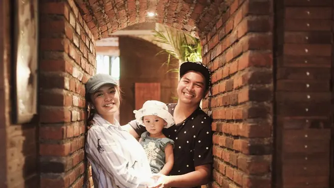 [Bintang] Chelsea Olivia dan Glenn Alinskie