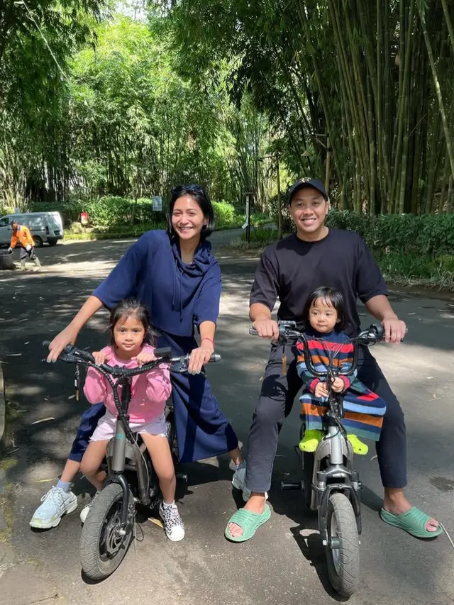 Fimela Figur Caca Tengker. [@cacatengker]