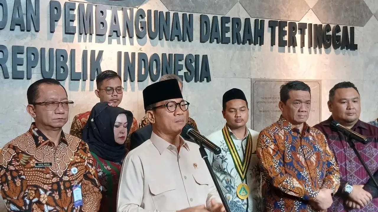 Menteri Desa dan Pembangunan Daerah Tertinggal Yandri Susanto.
