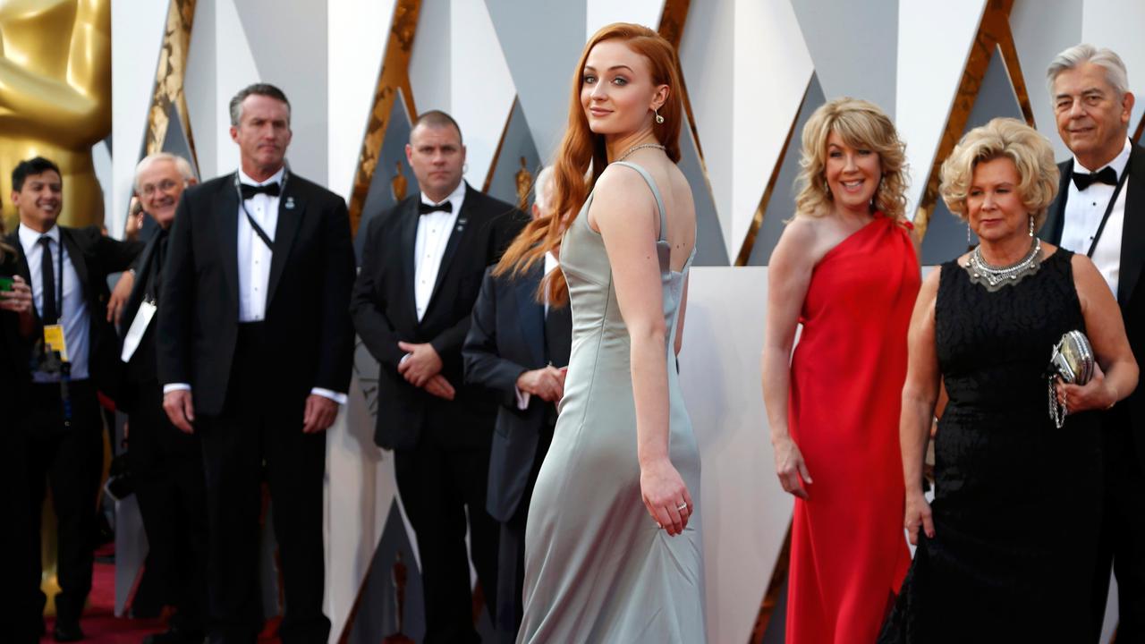 20160229-Piala-Oscar-USA-Sophie-Turner-Reuters