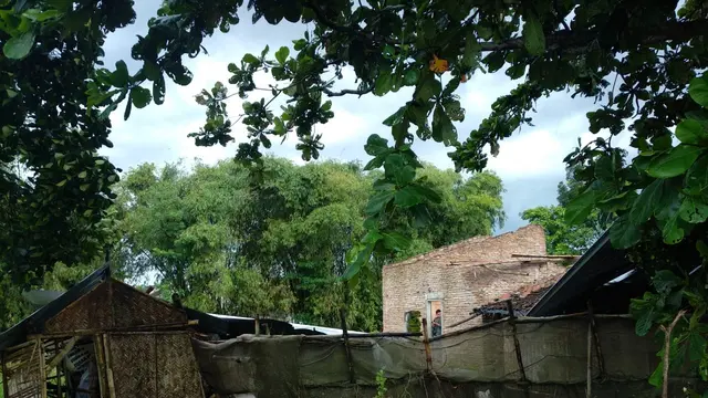 Puting beliung di Jember