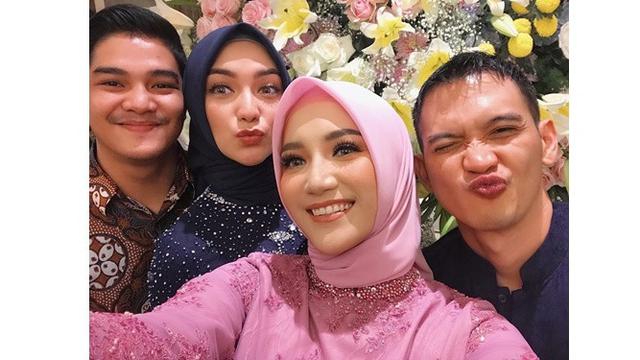 6 Momen Lamaran Citra Kirana dengan Rezky Aditya, Romantis