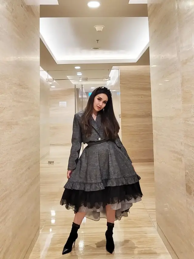 7 Potret Ayu Ting Ting Disebut Bak Idol K-Pop Ini Jadi Sorotan