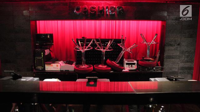 Bagian Dalam Hotel Alexis