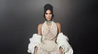 Tampilan Kim Kardashian di Met Gala 2023, credit: Instagram (@kimkardashian)