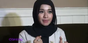 Laudya Chintya Bella masih belum siap melihat adegan dirinya yang tidak menggunakan hijab akan ditayangkan di seluruh bioskop Indonesia. Bella mengakui dirinya berharap film ‘Kakak’ tidak ditayangkan.