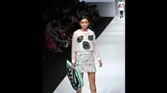 Koleksi dari label Monstore tampil di hari pertama Jakarta Fashion Week 2015, Sabtu (1/11/2014). (Liputan6.com/Panji Diksana)