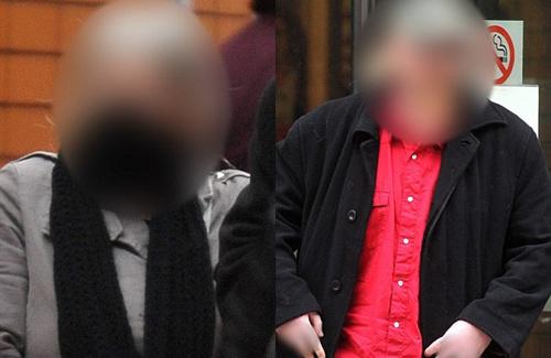 Ibu kiri (43) dan ayah kanan (42) yang menerlantarkan anak 5 tahunnya | Photo: Copyright dailymail.co.uk