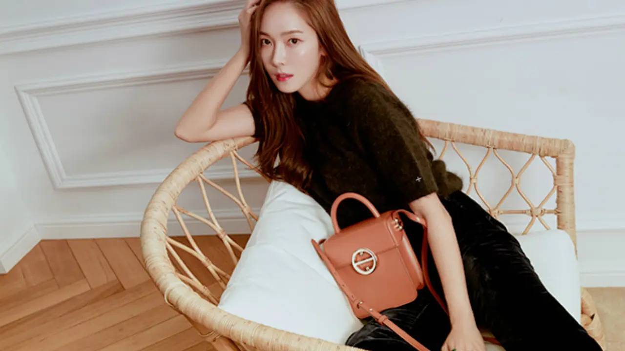 Tas Blanc & Eclare dari Jessica Jung di Zalora