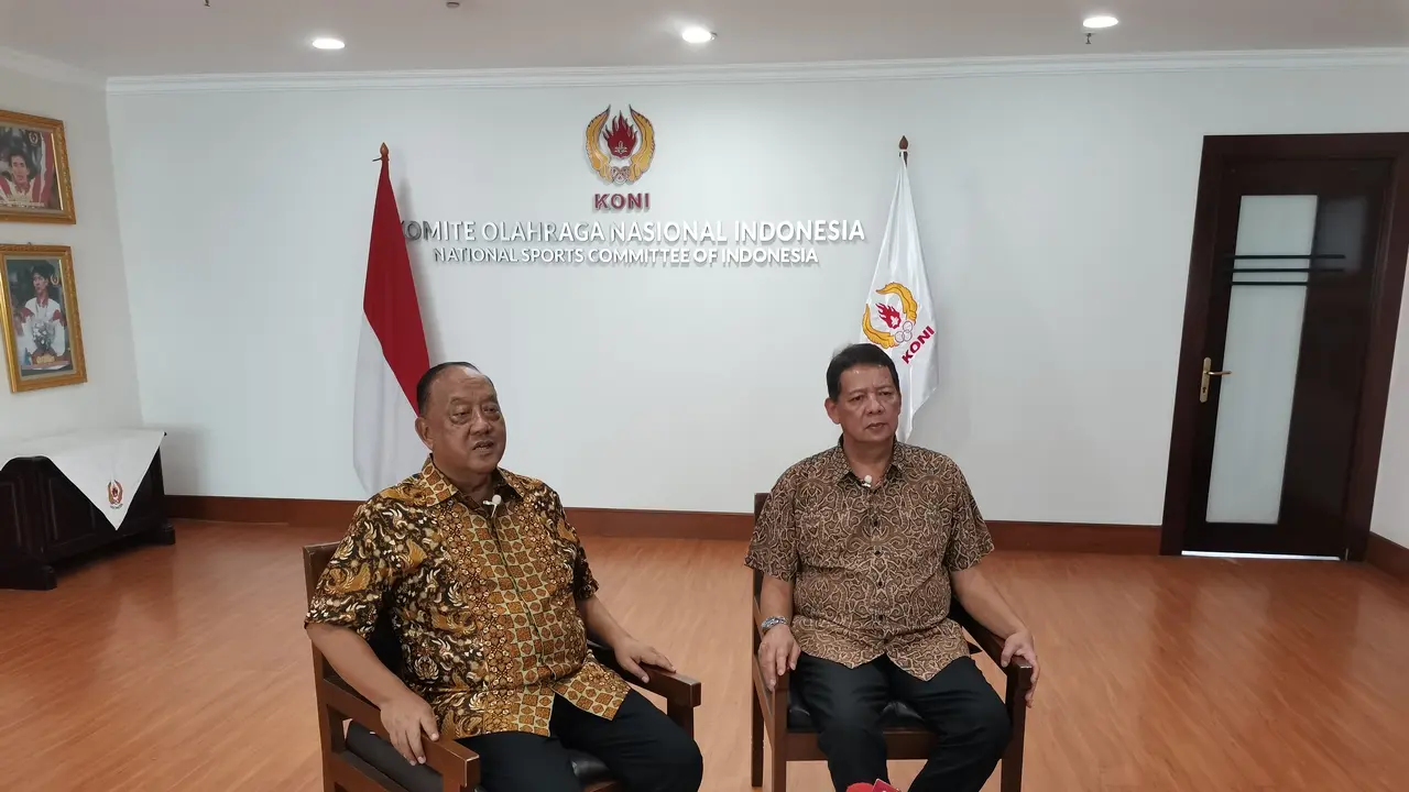 Ketum KONI Marciano Norman bersama Sekjen Ade Lukman