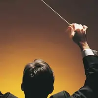 Aksinya jadi dirigen paduan suara sungguh maksimal. Bikin yang melihat ngakak gak berhenti. Sungguh heran semua temannya tetap serius :D