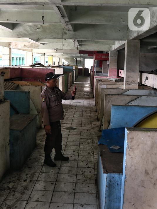 Revitalisasi, kata Agus, bakal mengembalikan fungsi Blok G Pasar Tanah Abang sebagai salah satu pusat perbelanjaan. (Liputan6.com/Angga Yuniar)