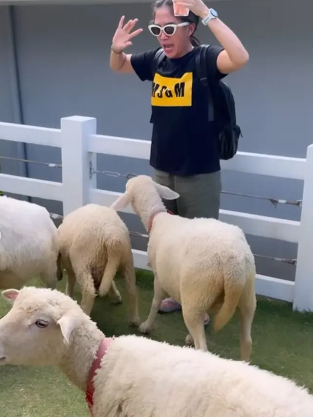 Ussy Sulistiawaty liburan bareng anak (Instagram/ussypratama)