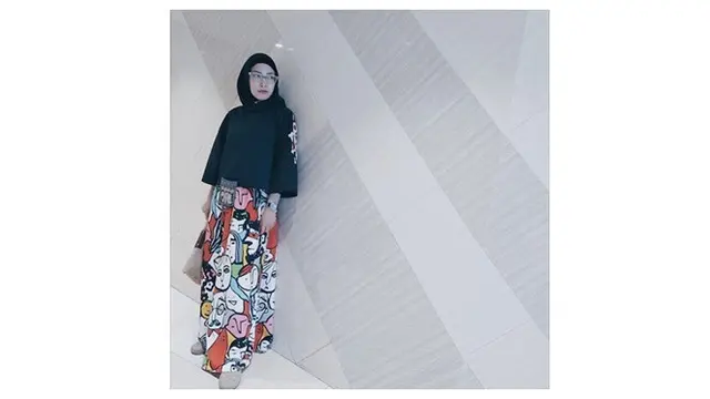 Girlband berhijab (Sumber: Instagram//natly88)