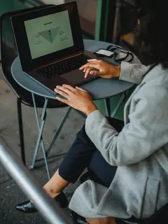 Women with Impact, East Ventures memfasilitasi diskusi dan sesi networking untuk mendukung para startup yang dipimpin oleh wanita di ekosistem teknologi dalam menavigasi tantangan yang mereka hadapi dan peluang di industri teknologi. / Copyright: @pexels.com