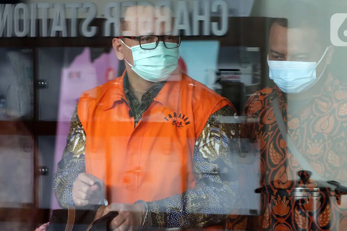 Suap Izin Benih Lobster, Mantan Menteri KP Edhy Prabowo Dihukum Lima Tahun Penjara