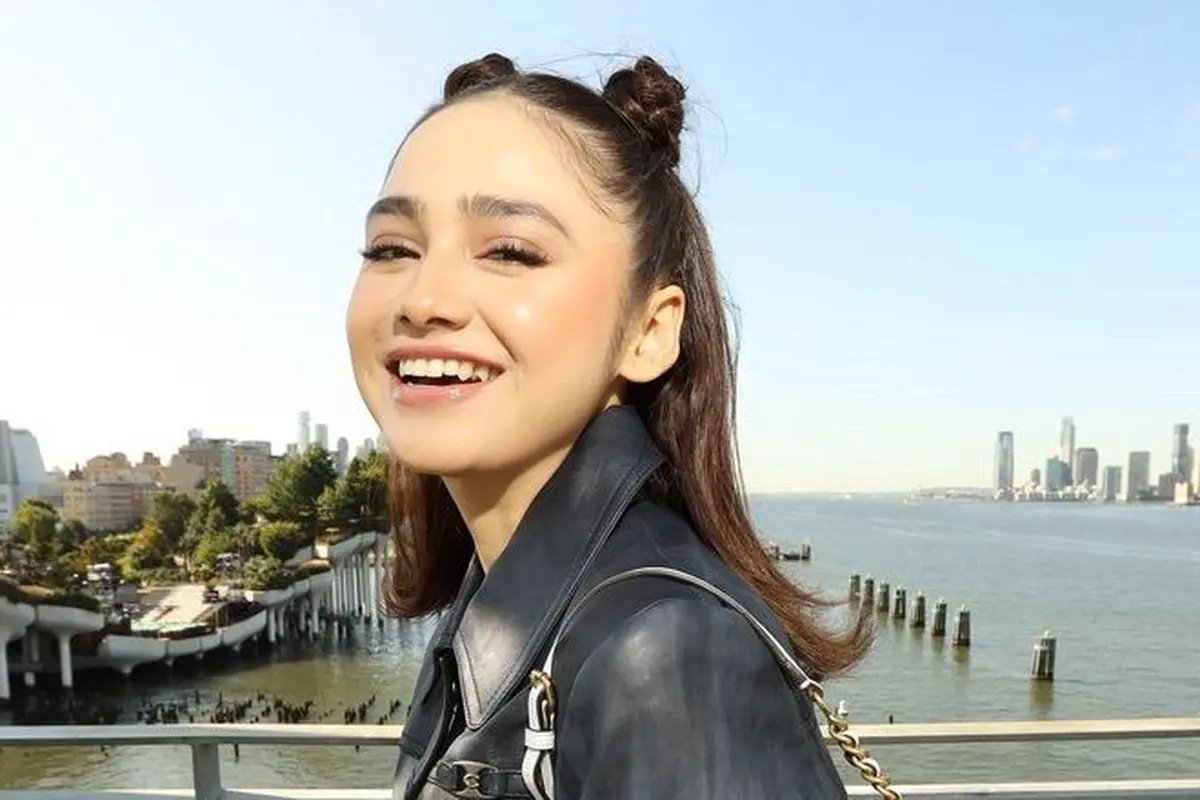 Tas Syifa Hadju yang Dibawa saat Berada di New York Amerika Serikat