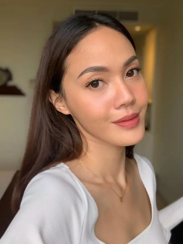 Della Dartyan. (Foto: Dok. Instagram @delladartyan)
