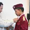 Suasana hangat mewarnai kunjungan Presiden Prabowo Subianto ke Sekolah Rakyat Menengah Pertama (SRMP) 17 Tabanan, Bali, Minggu (7/6/2026). (Biro Pers Sekretariat Presiden)