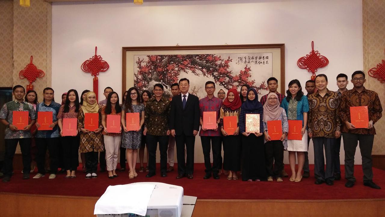 175 Pelajar Indonesia Terima Beasiswa Pemerintah China